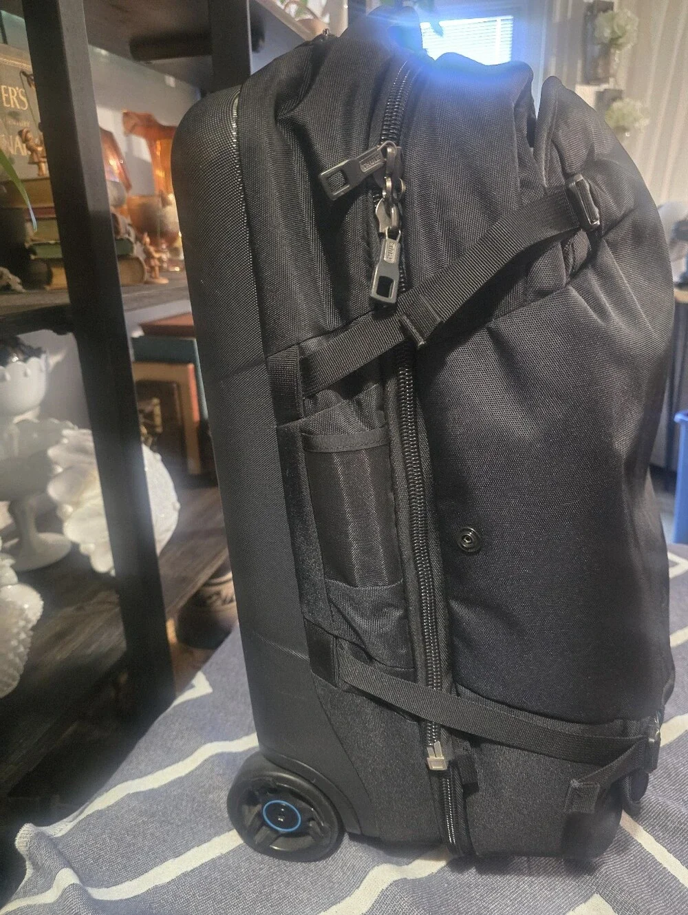 Thule Subterra wheeled duffel bag 55cm/22